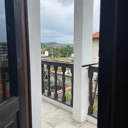 зелената къща Habitación en casa particular *
