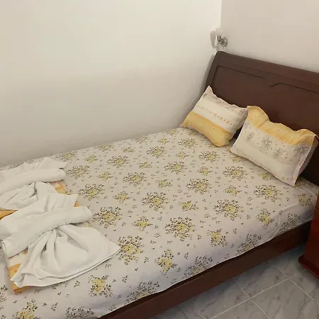 Habitación en casa particular зелената къща