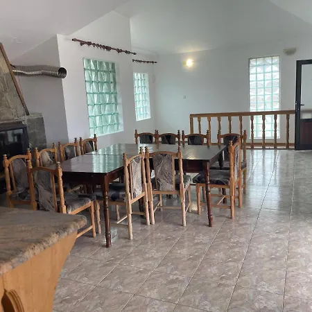 Habitación en casa particular зелената къща