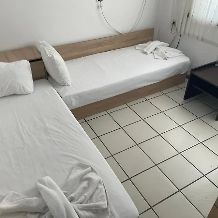 Habitación en casa particular зелената къща *